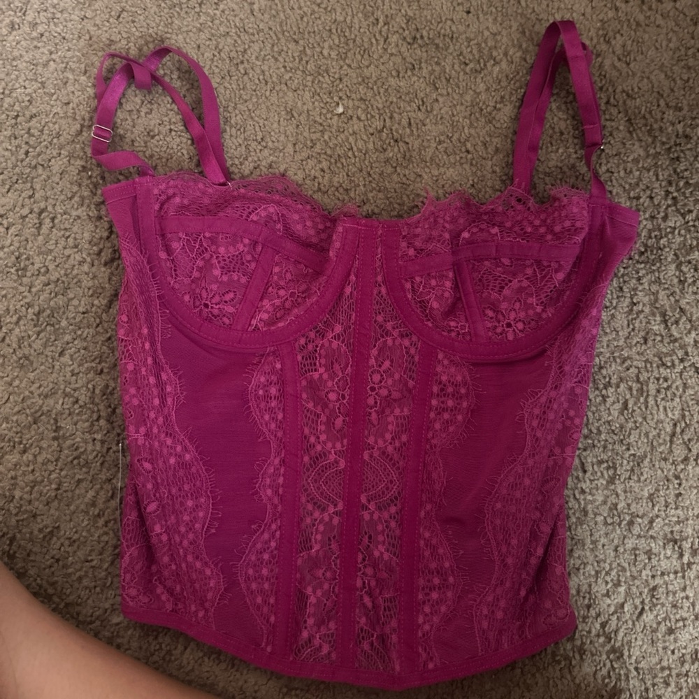 Intimo Fuchsia Lace Bustier